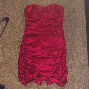 Sleeveless formal dress